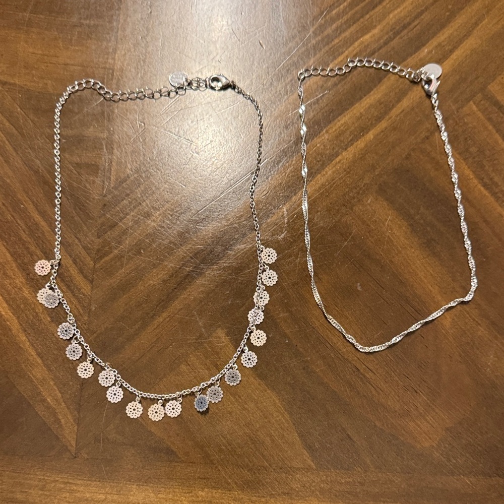 Claire’s Silver Boho Disc & Twisted Chain Layering Set | 2 Piece Necklace